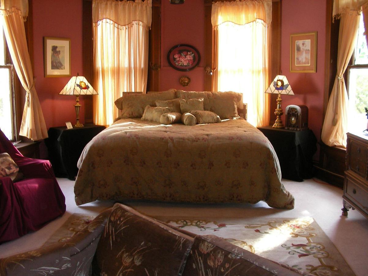 Riverview Mansion Hotel Golconda Стая снимка
